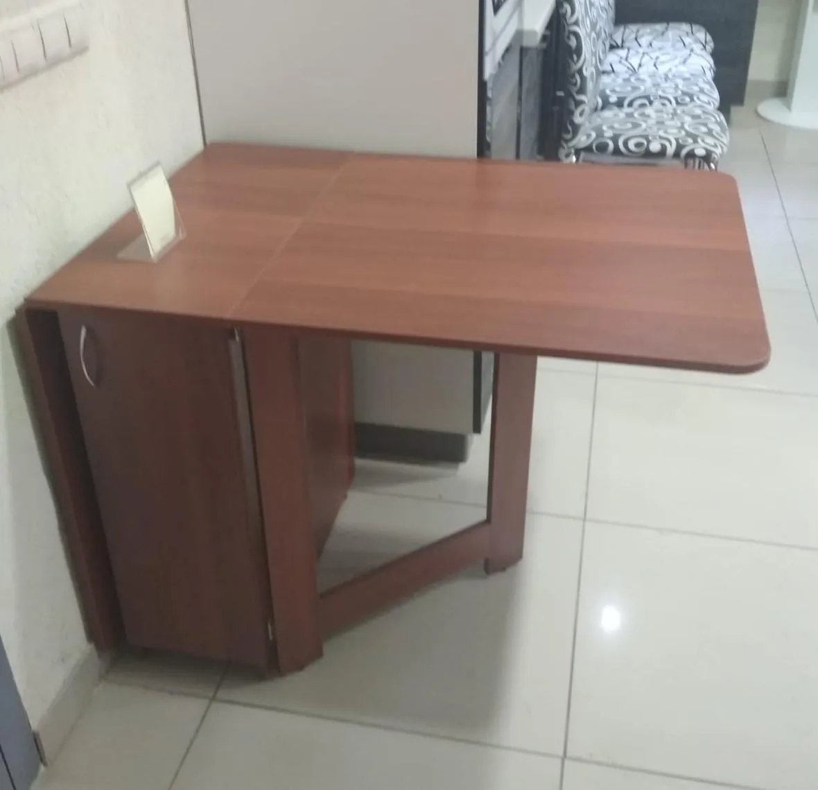 Раскладные столы и их виды